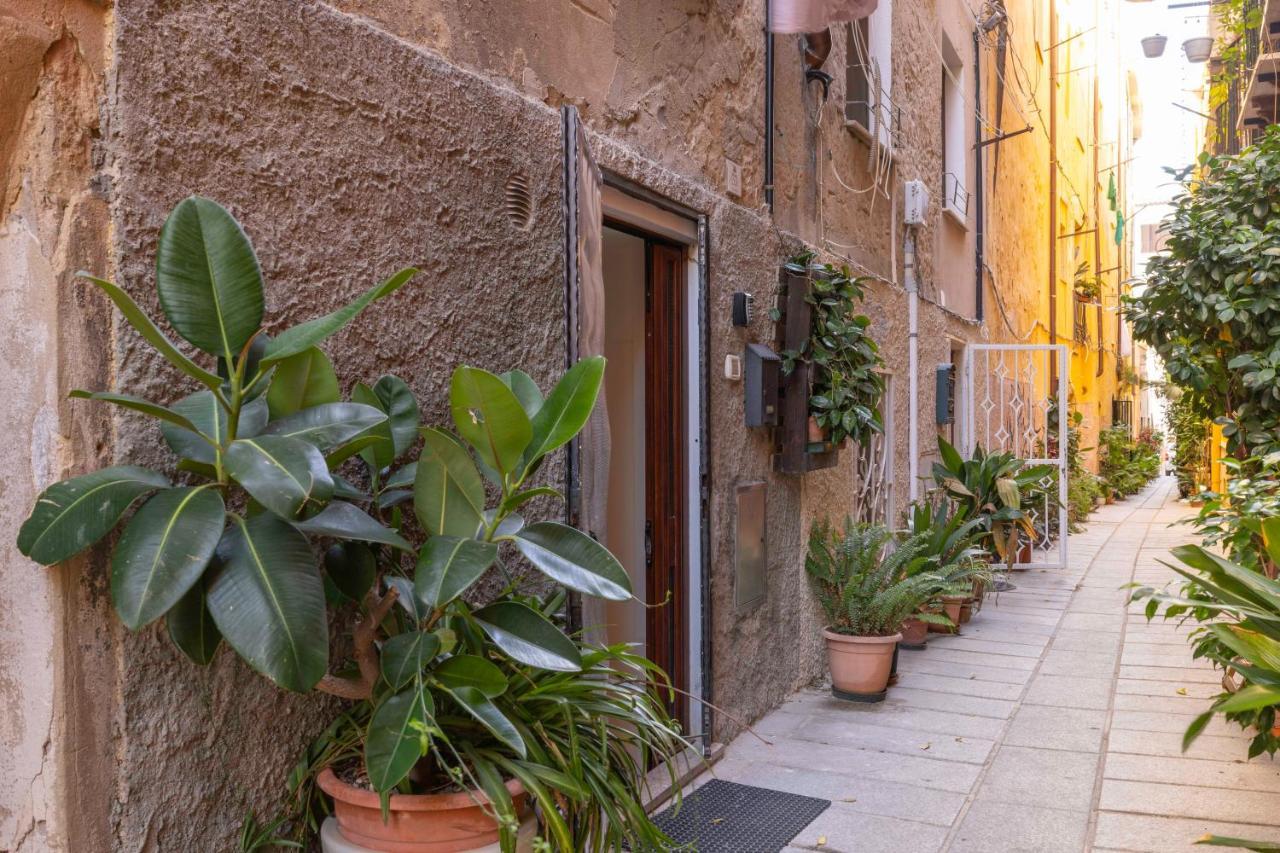 Casa Vacanze Nel Cuore Di Cagliari Eksteriør bilde